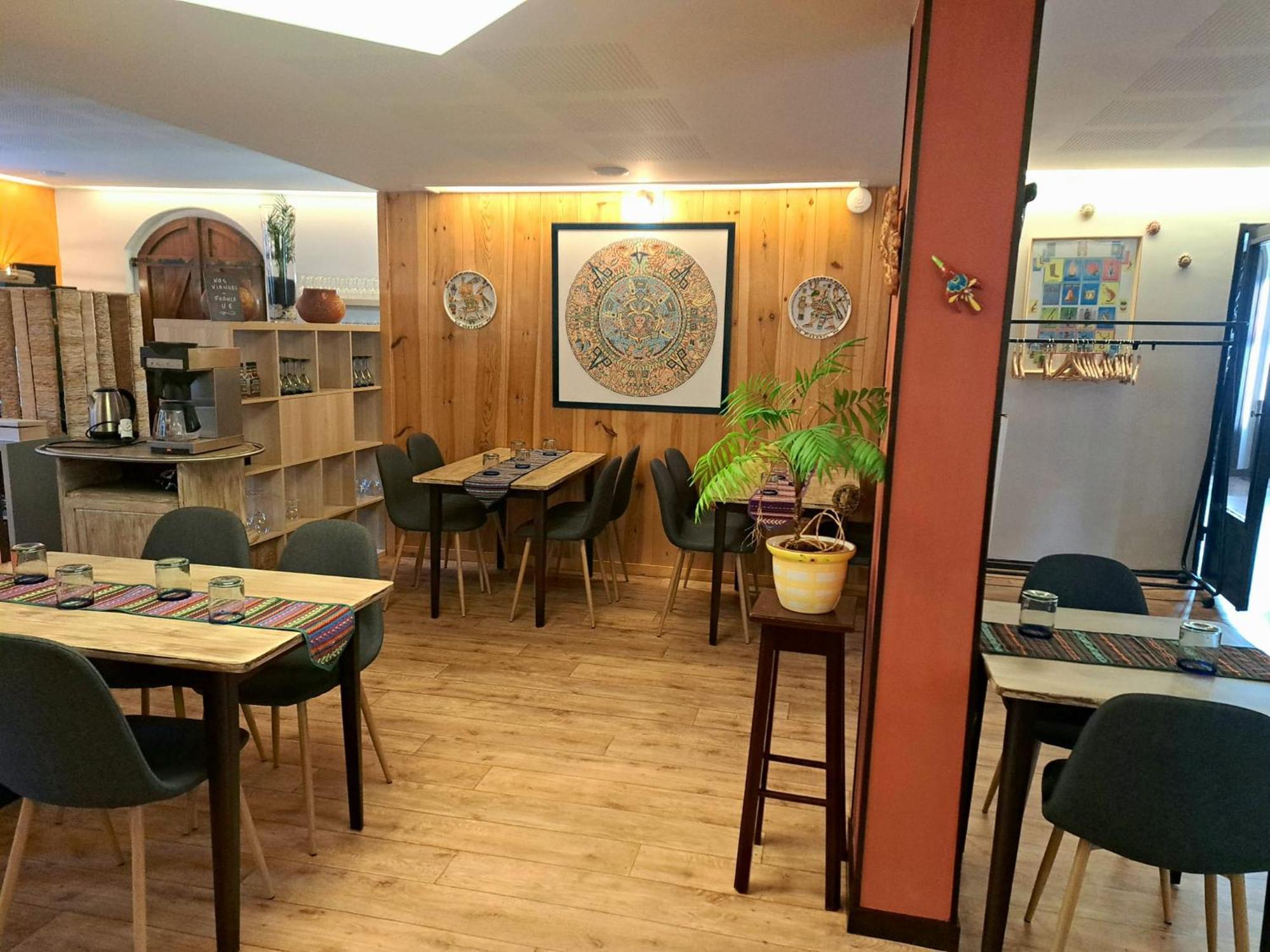 Le Barriol Hotel Saint-Julien-Chapteuil Kültér fotó