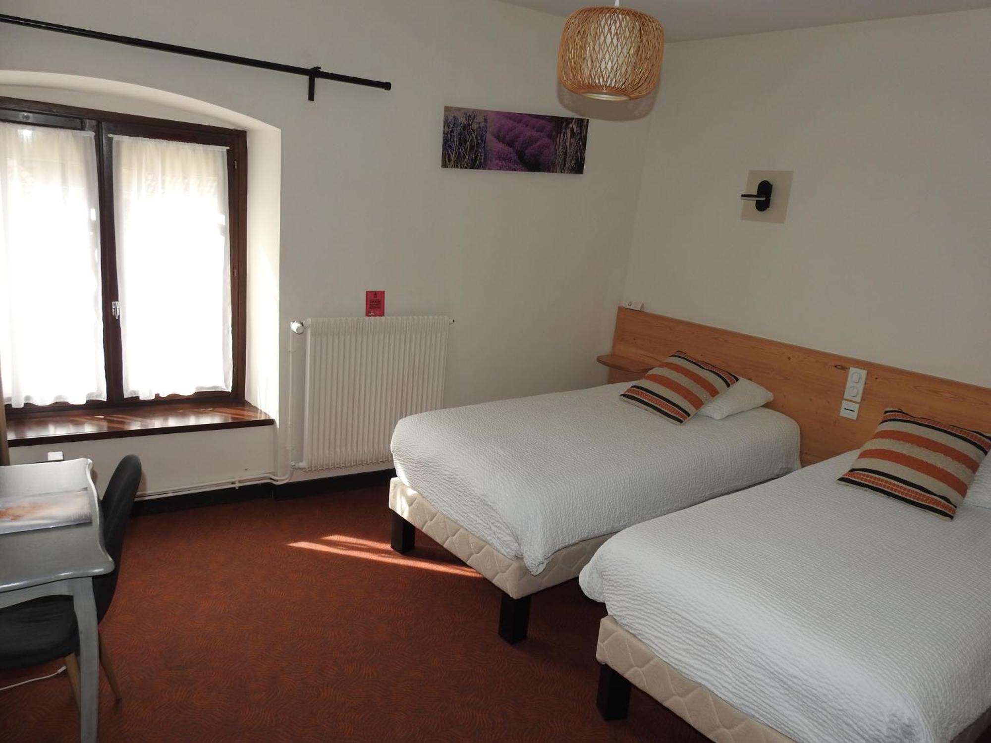 Le Barriol Hotel Saint-Julien-Chapteuil Kültér fotó
