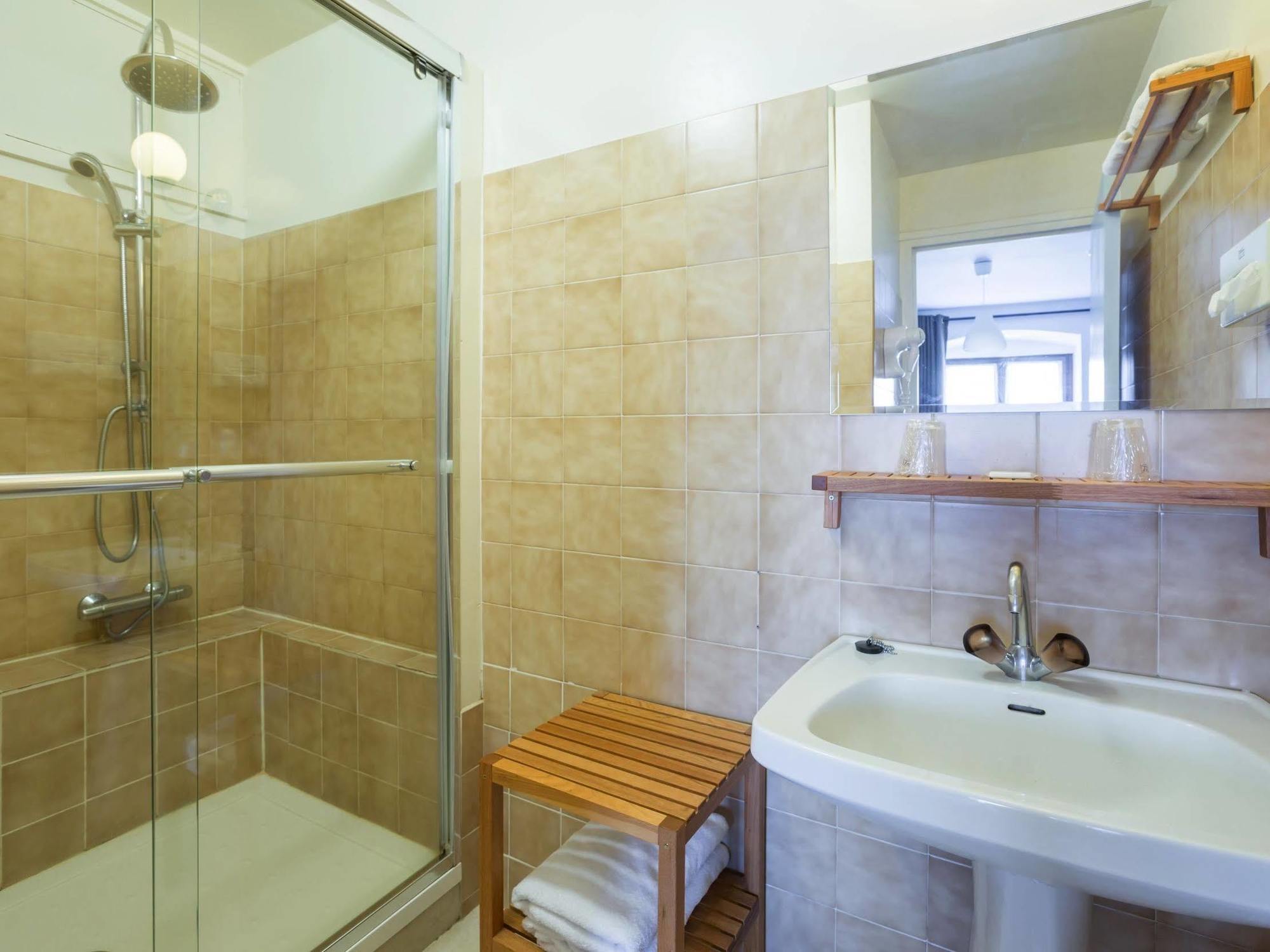 Le Barriol Hotel Saint-Julien-Chapteuil Kültér fotó